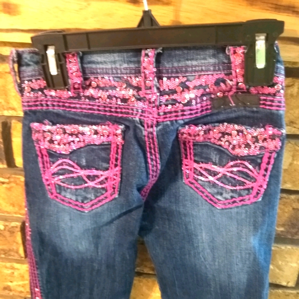 Cowgirl tuffjeans size 9